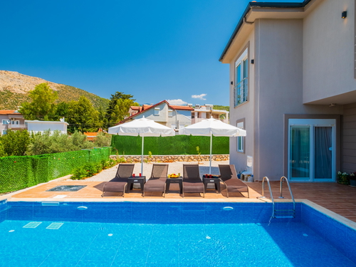  gece  -  Kasım
  | Kalkan Yeşilköy'de Çift Jakuzili 6 Kişilik Villa: Huzurlu Doğa Tatili